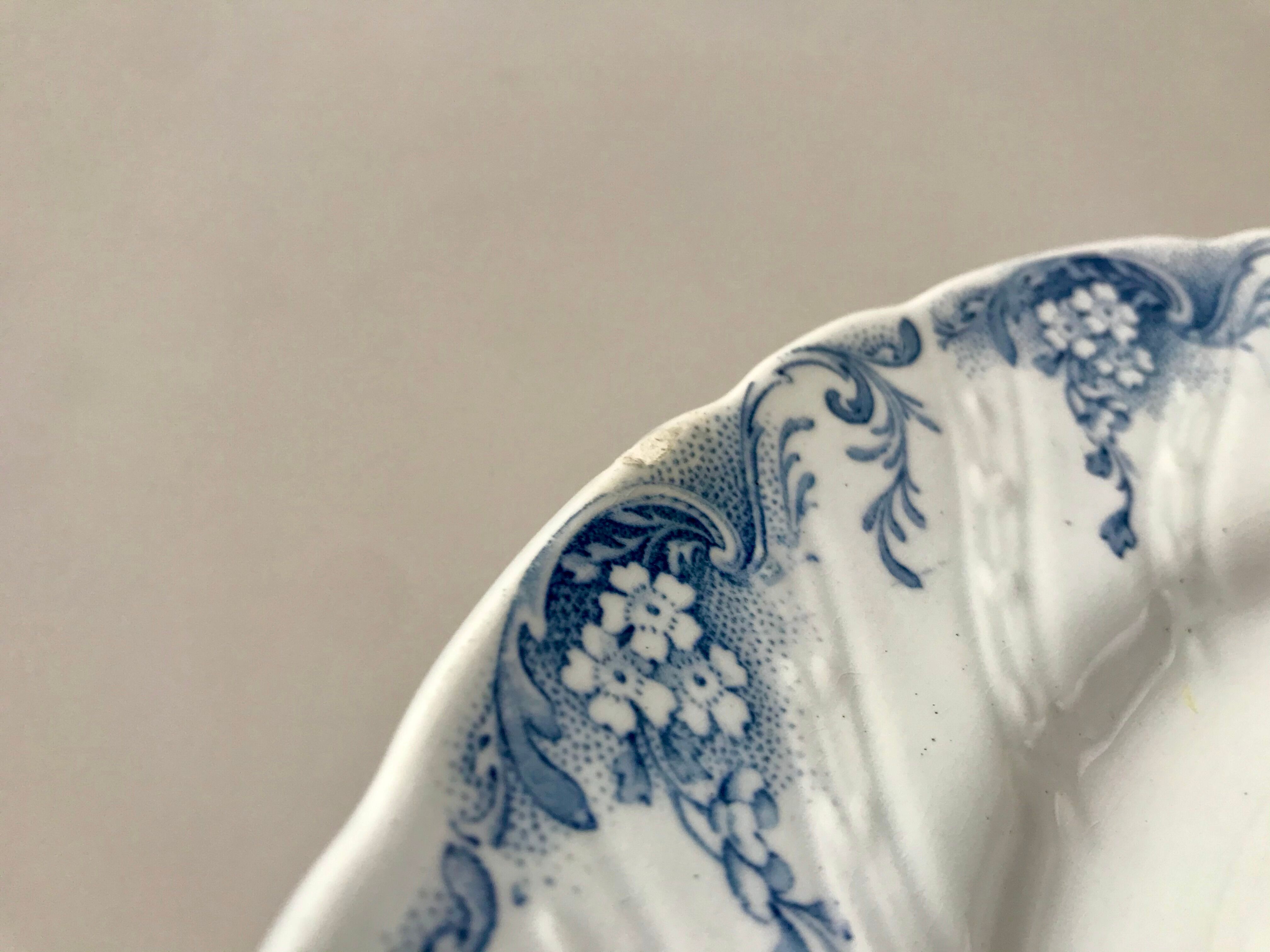 Round dish in Iron Earth K&G Lunéville model "Angèle" late 19th century