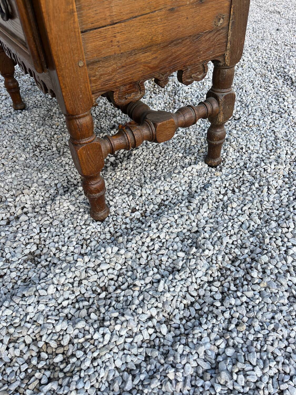 Antique solid oak chest of drawers