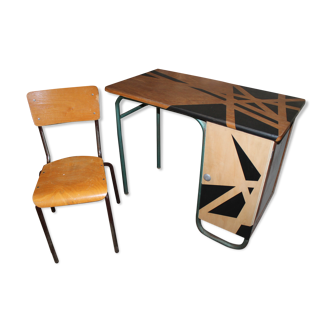 Tubular metal desk and its Mullca chair