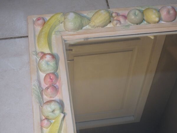 Miroir vintage année 70/80 décoratif plâtre décors de fruits