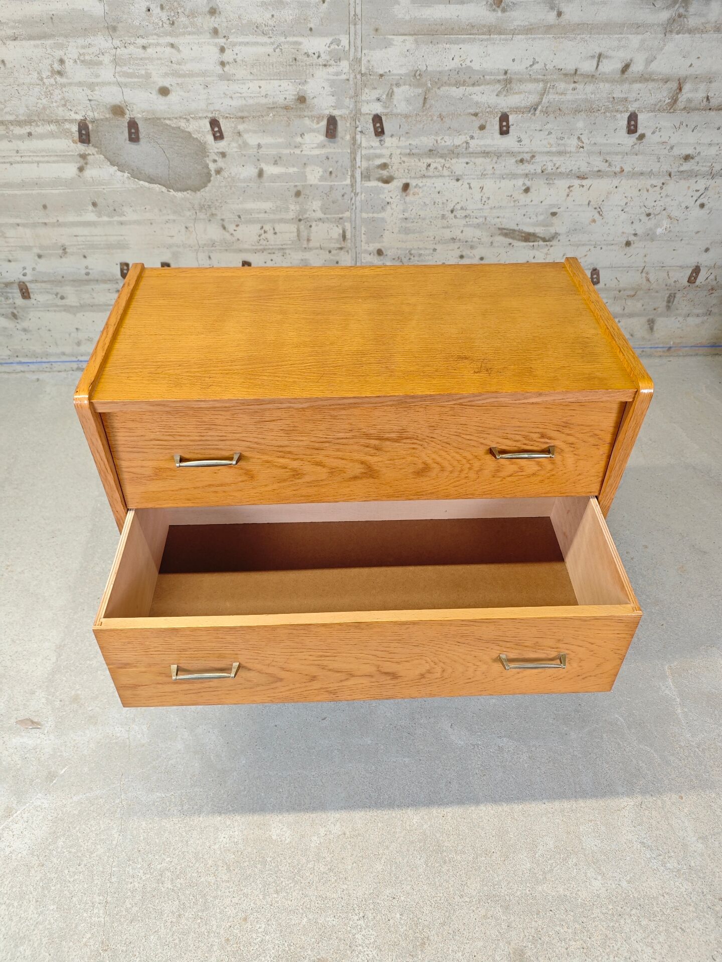 Vintage chest of drawers