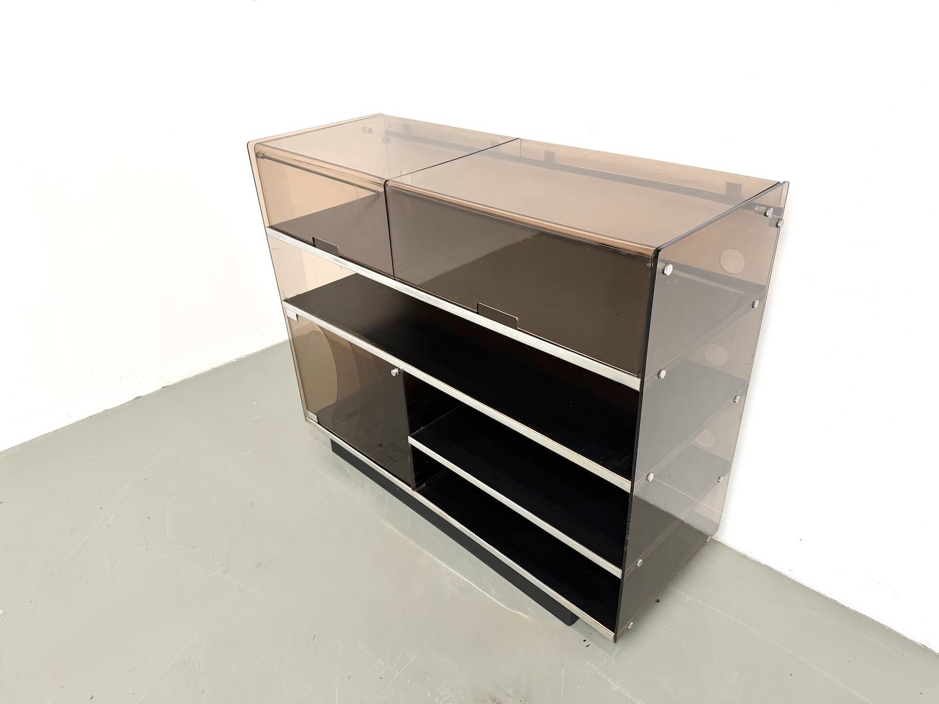 Hi-Fi furniture in smoked plexiglass and aluminium, Eric Maville