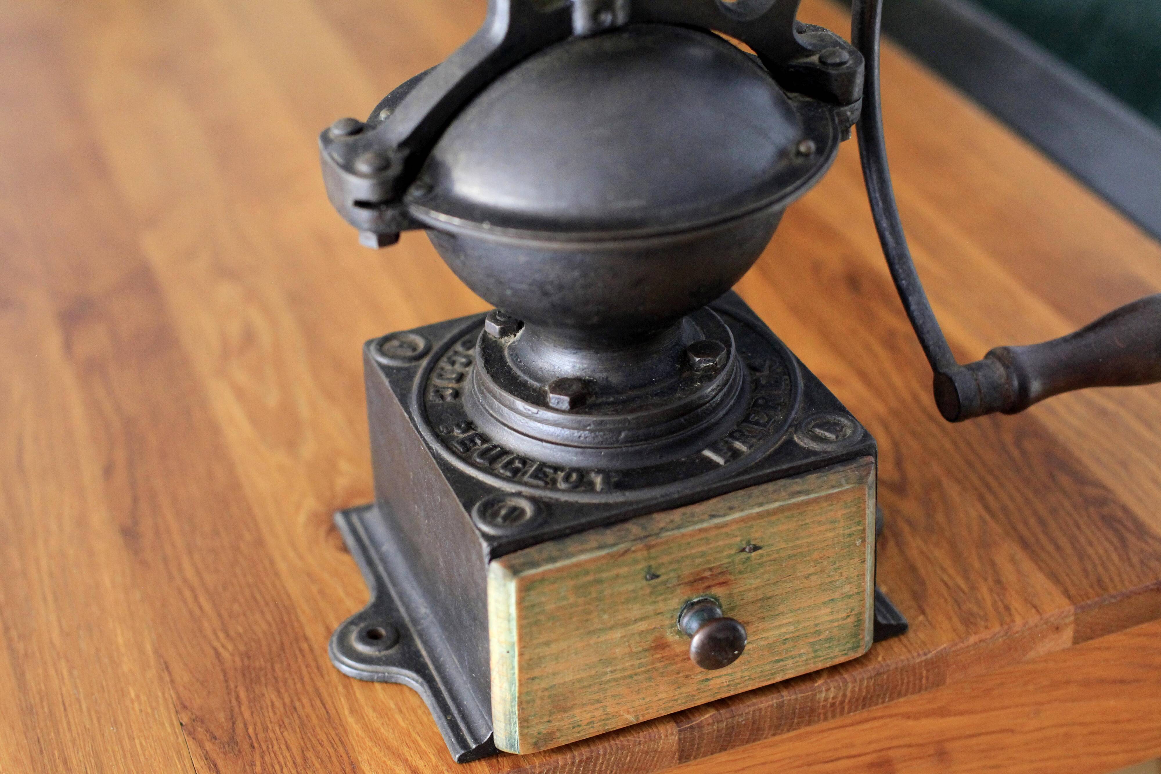 Peugeot coffee grinder brother number 1, early 1900