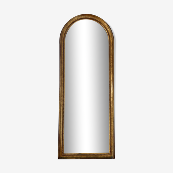 Elongated golden mirror