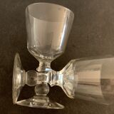 8 verres anciens, soufflés, à vin, à pied, en cristal taillé Baccarat, XIXème