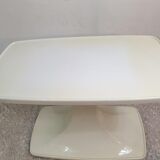 Table of the 70s by Flair