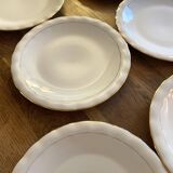 6 assiettes plates en porcelaine de Limoges signé P.Dessagne en très bon ét