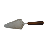 Bakelite handle pie shovel