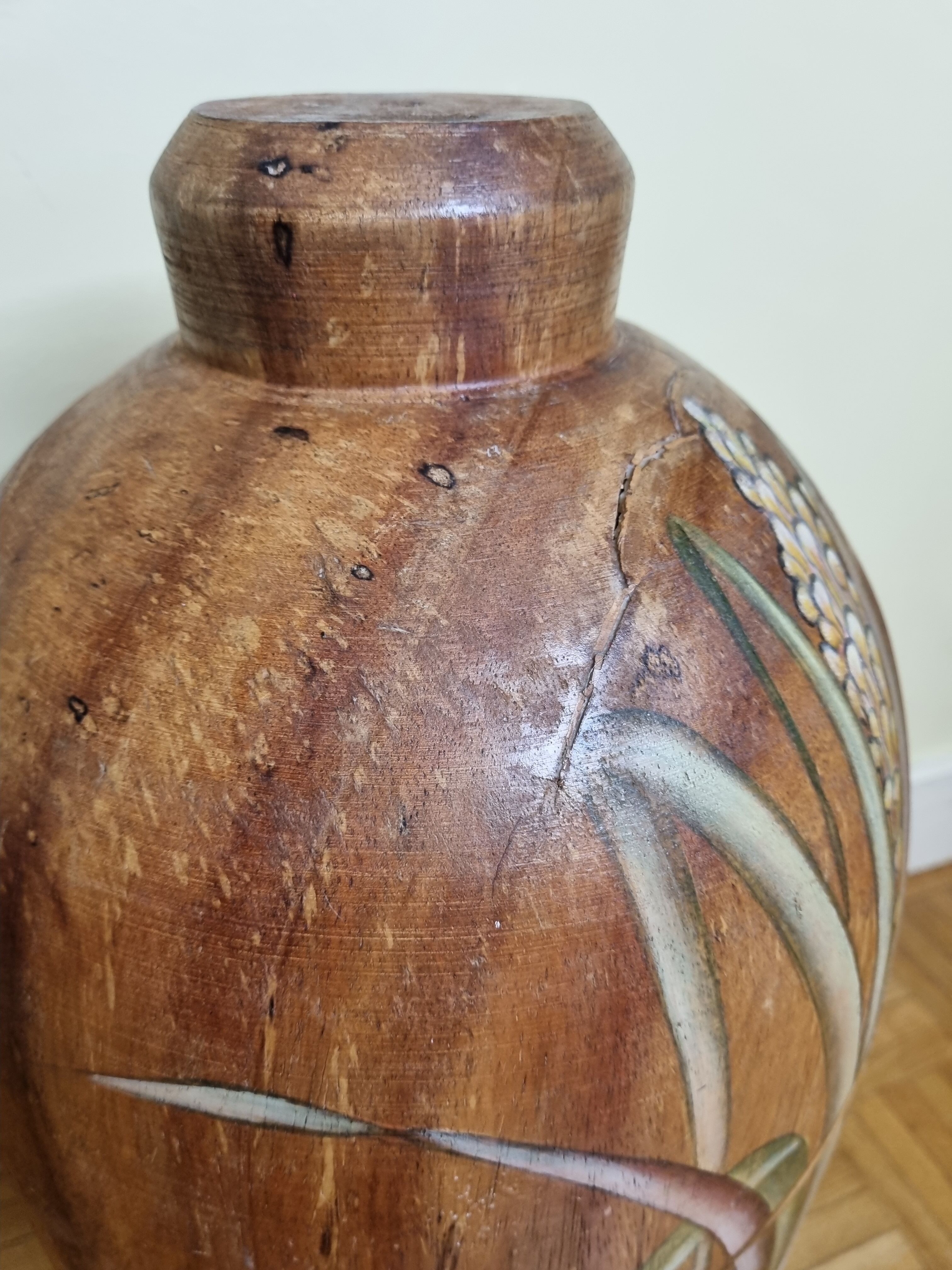 Decorative jar in painted solid wood, 57 cm
