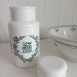 Salad bowl and pot