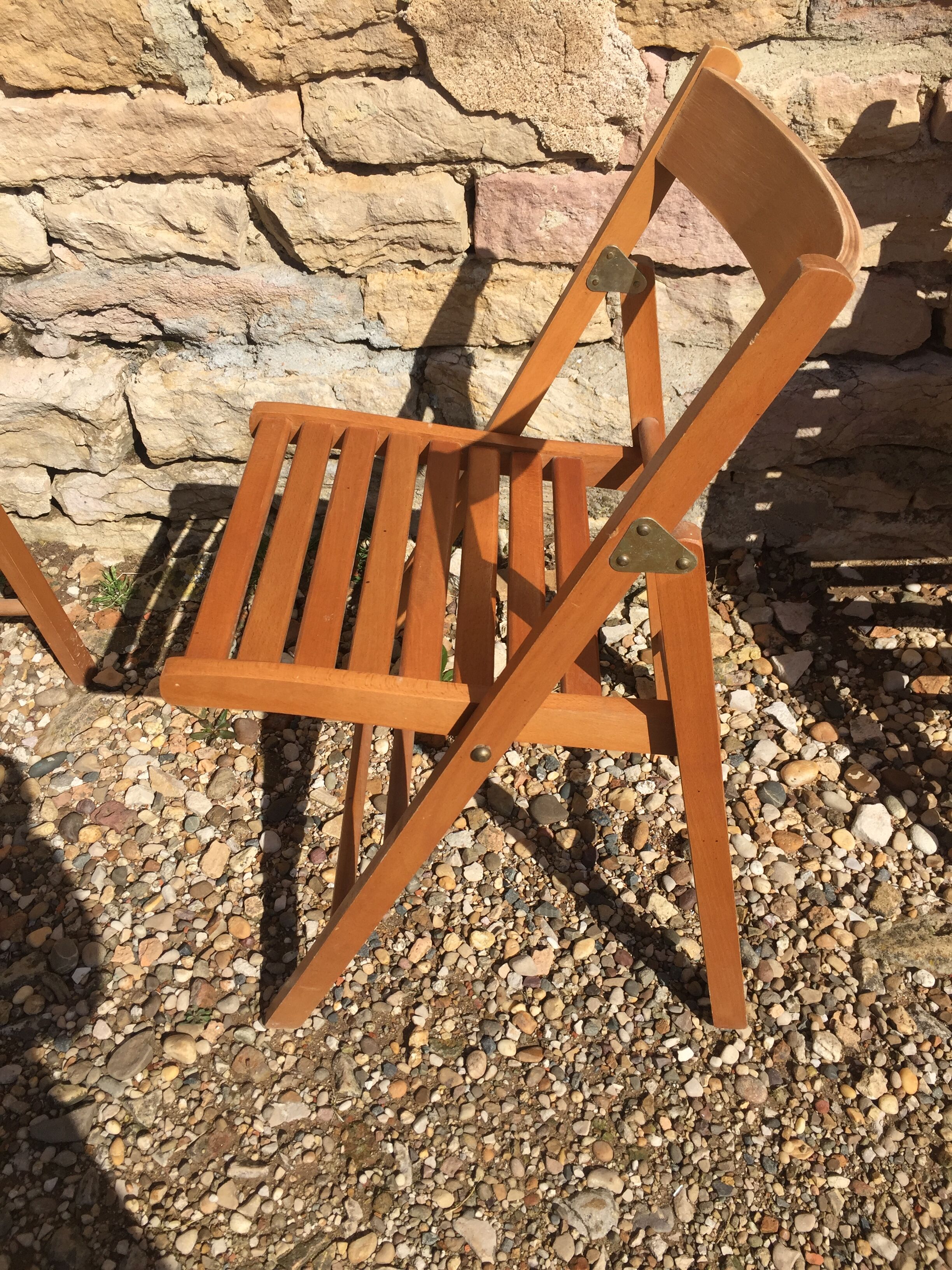 6 Folding wooden chairs
