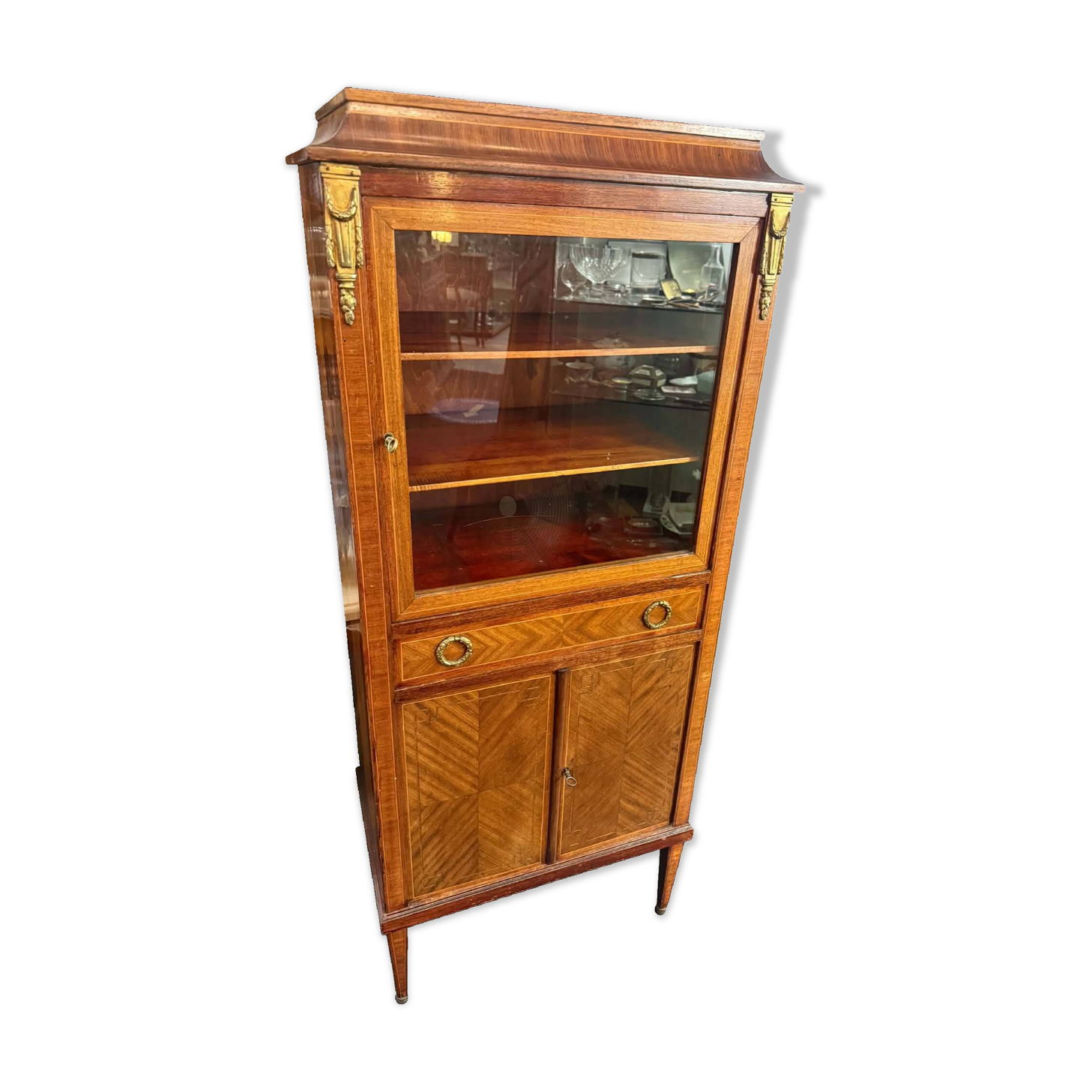 Vitrine Louis XVI marqueté