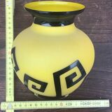 Art deco vase in multilayer glass engraved with acid of stylized fern shoots.