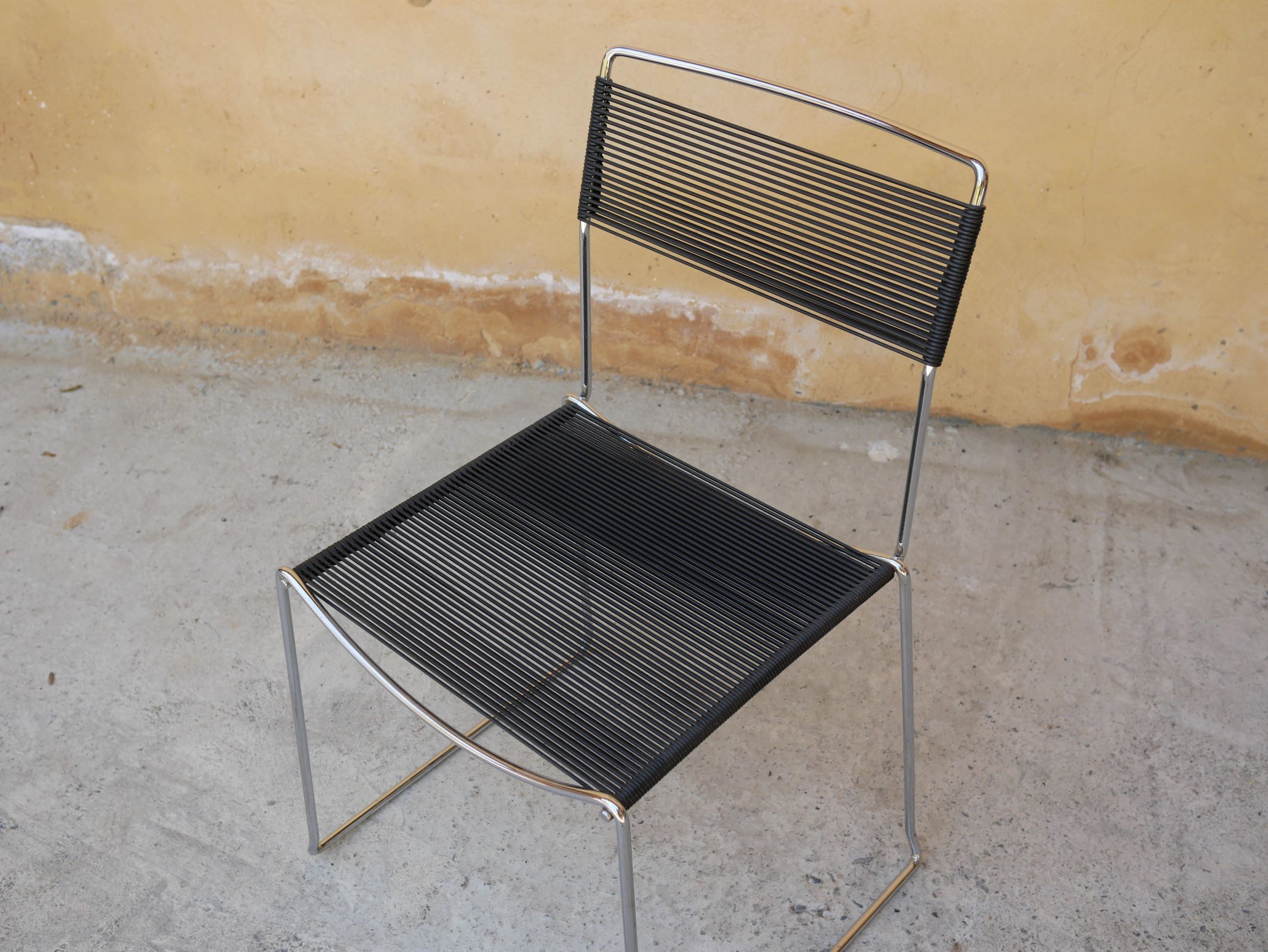 Black vintage scoubidou chair