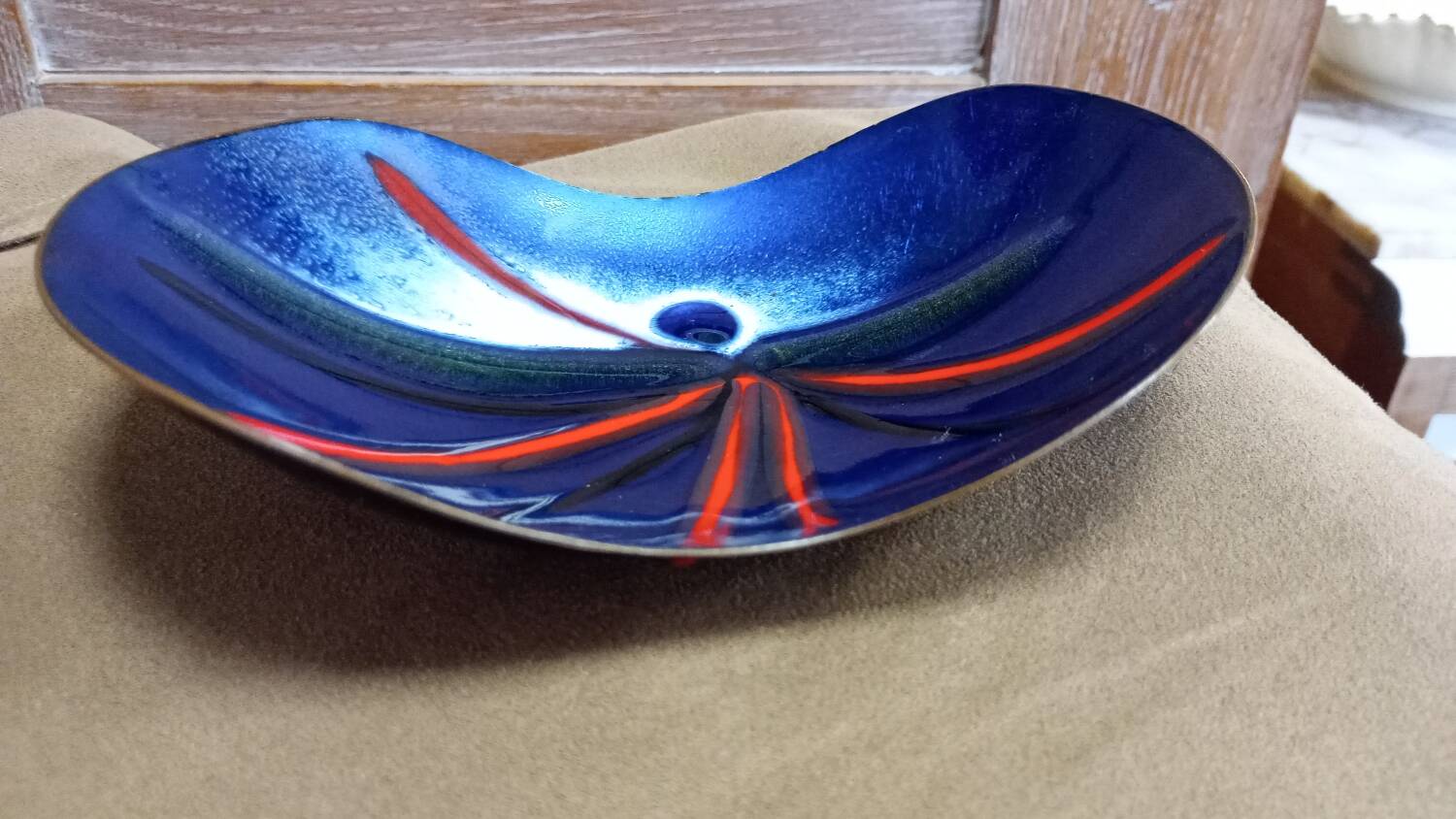 Tray for small items