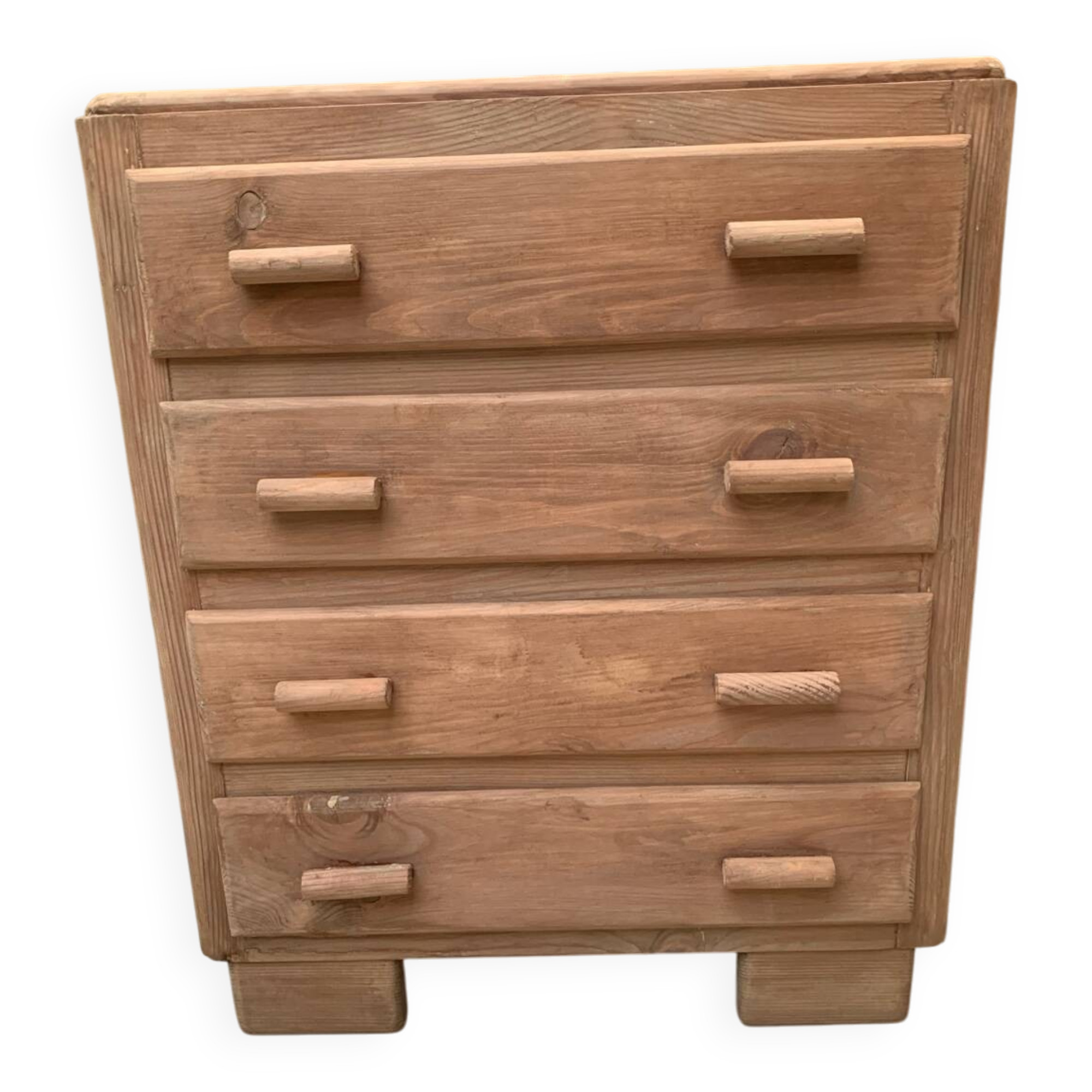 Antique chest of drawers