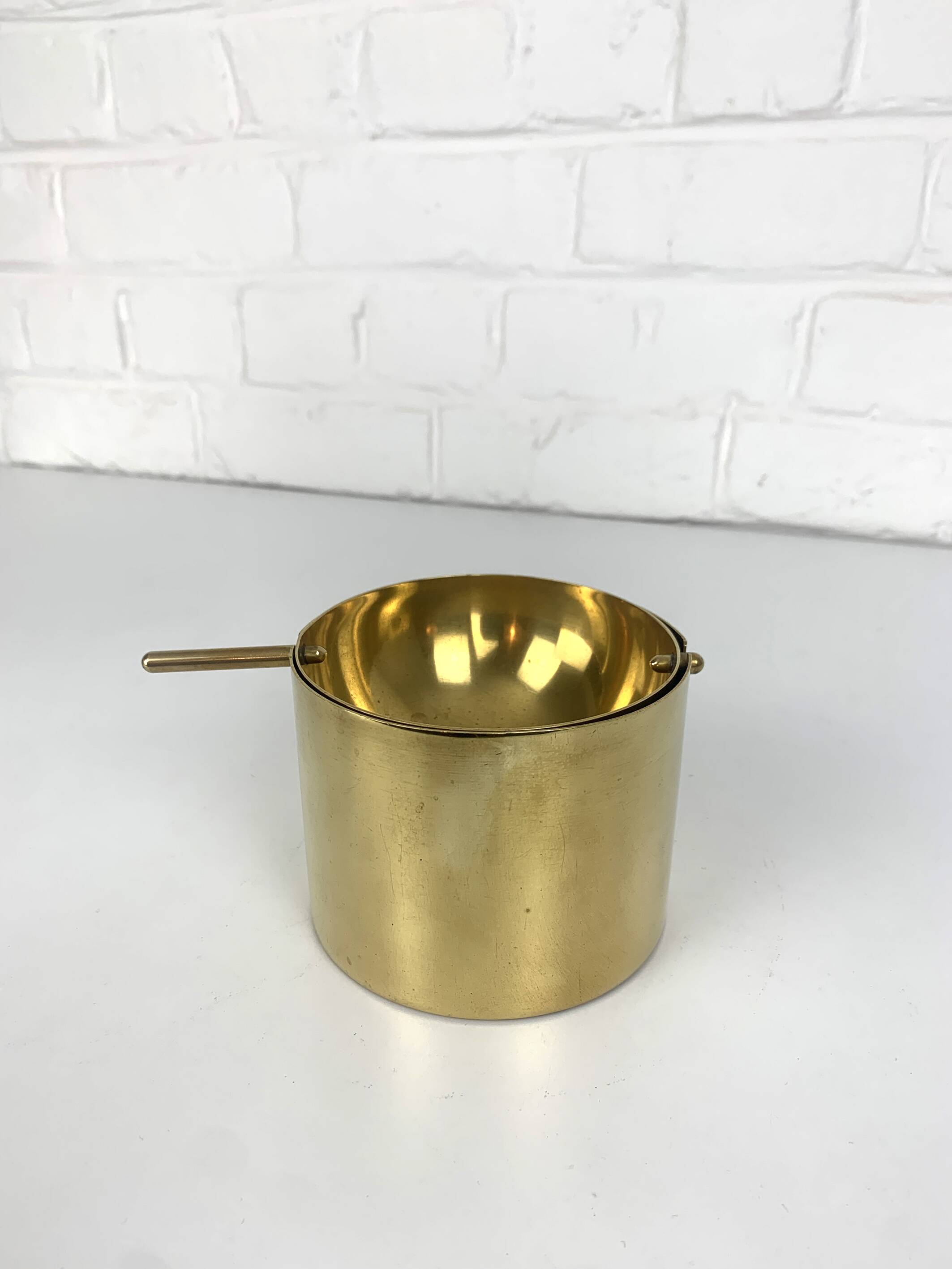Ashtray Arne Jacobsen Ashtray Stelton SAS Hotel brass brass Mid century