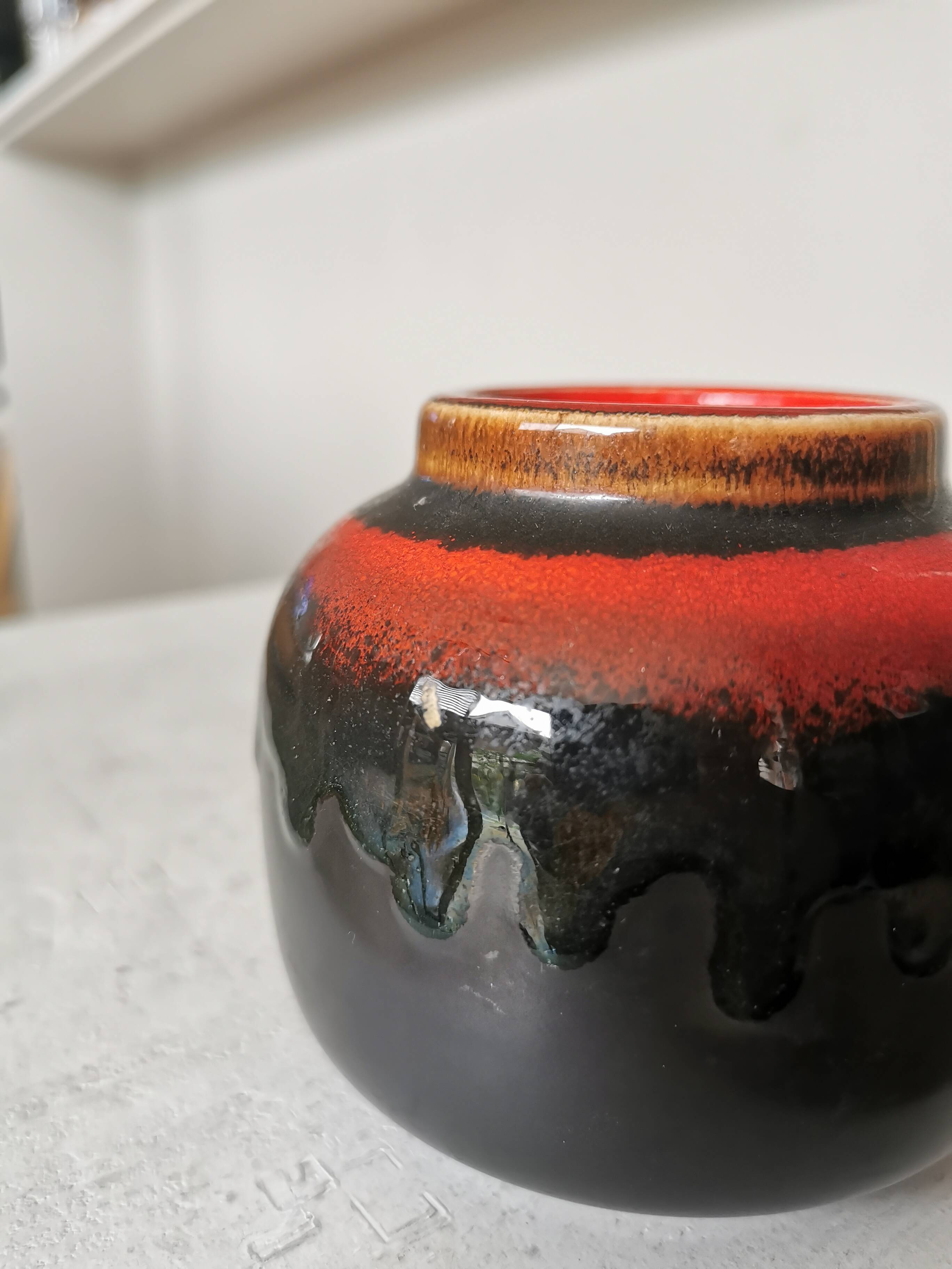 Vase vintage à glaçure lave : KIL Yougoslavie, décoration style milieu du siècle des années 1970