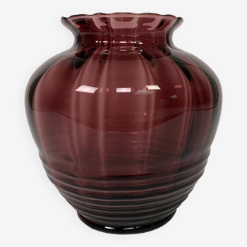 Art Deco Doyen vase, purple glass, 1930s