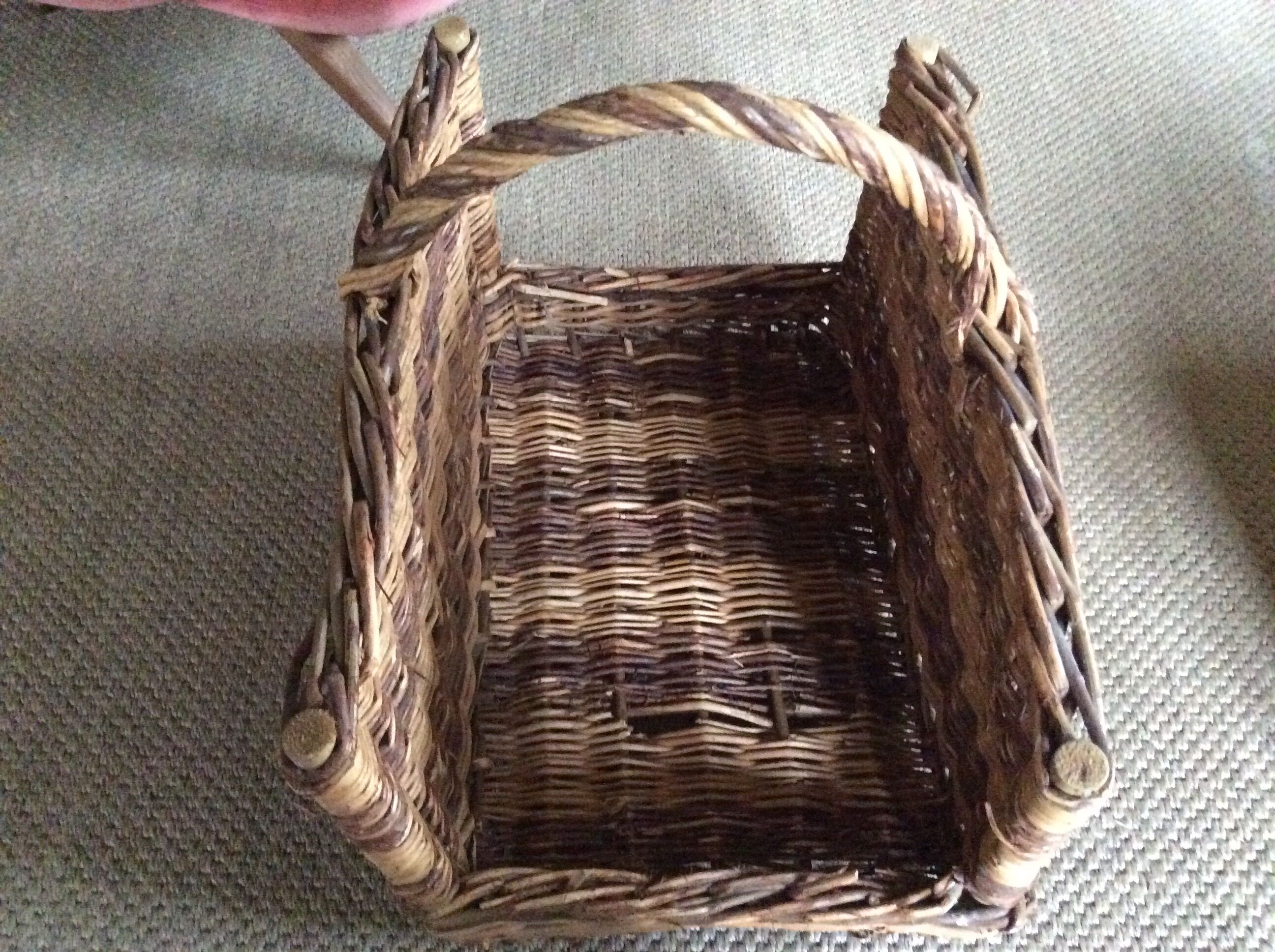 Wood basket