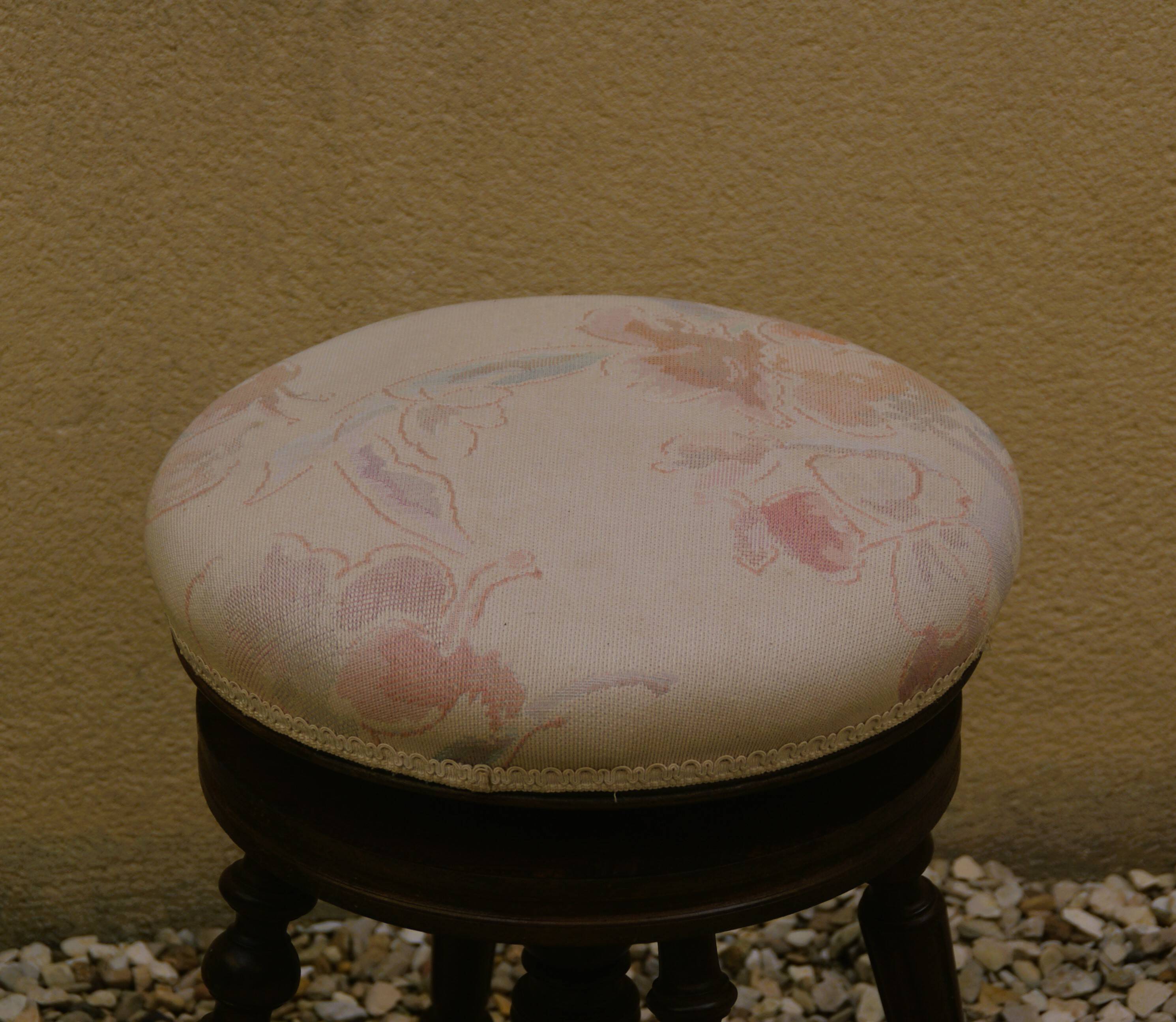 Napoleon III Adjustable Piano Stool