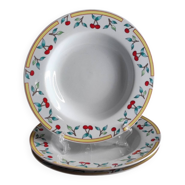 Assiettes creuses cerise