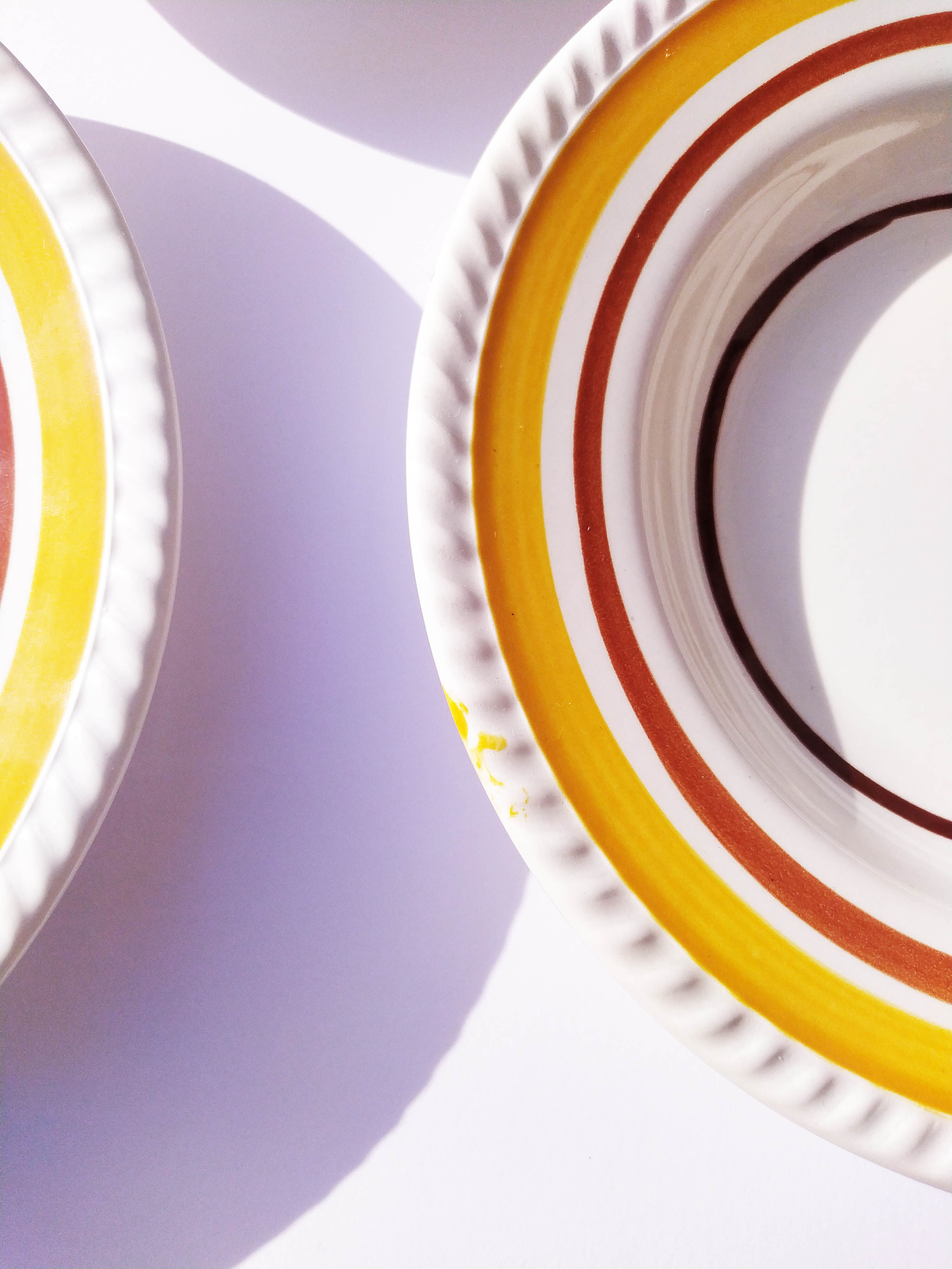 Set of 6 vintage 1970/1980s hollow plates.