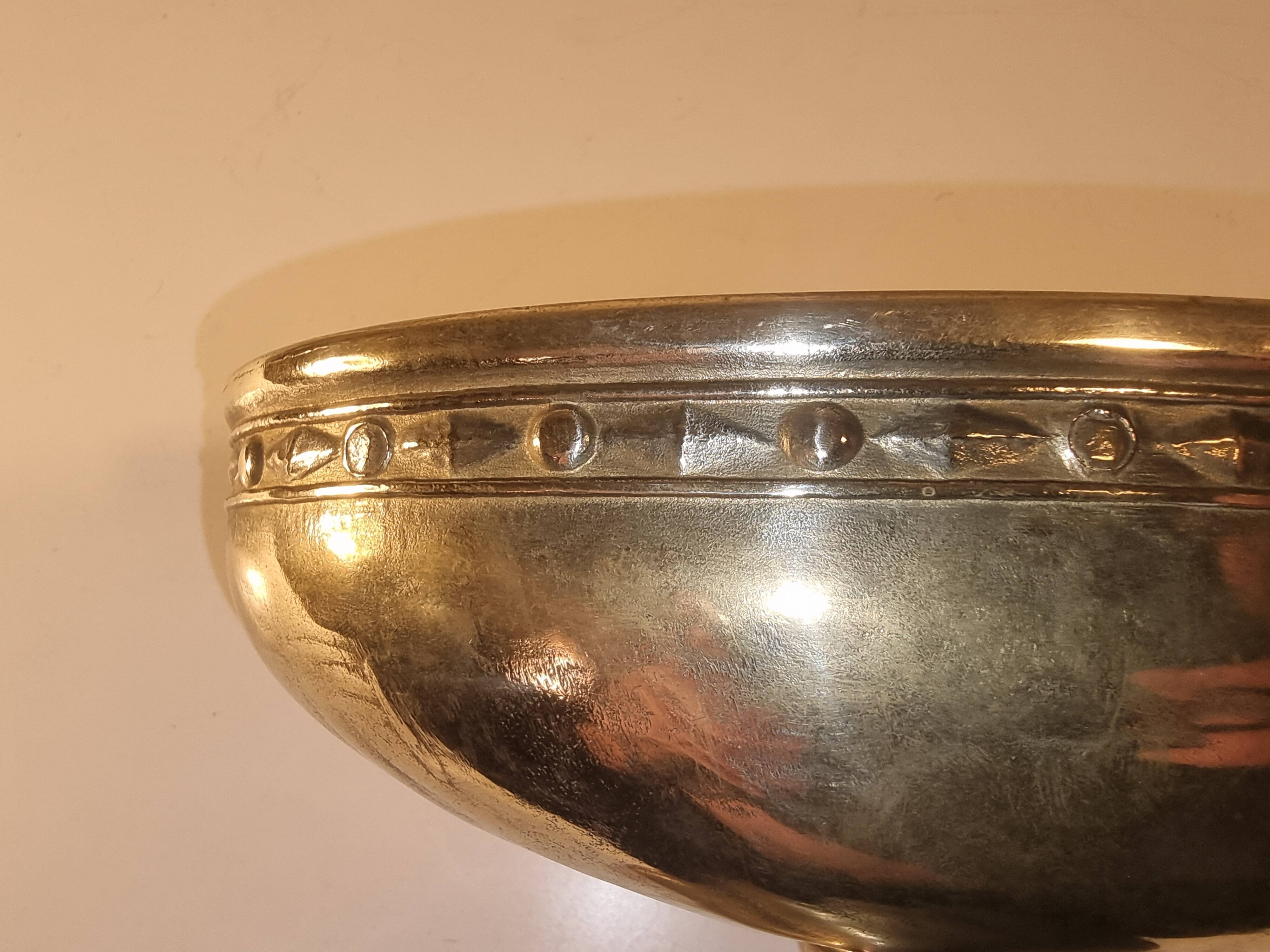 Bronze cup