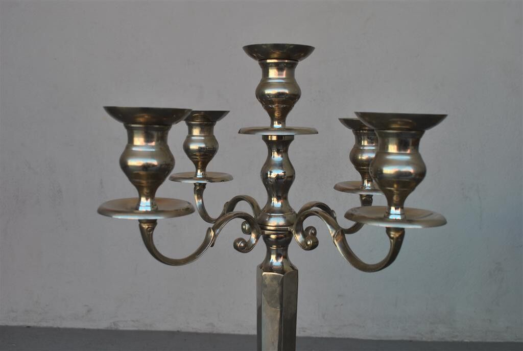 Pair of candlesticks on silver feet