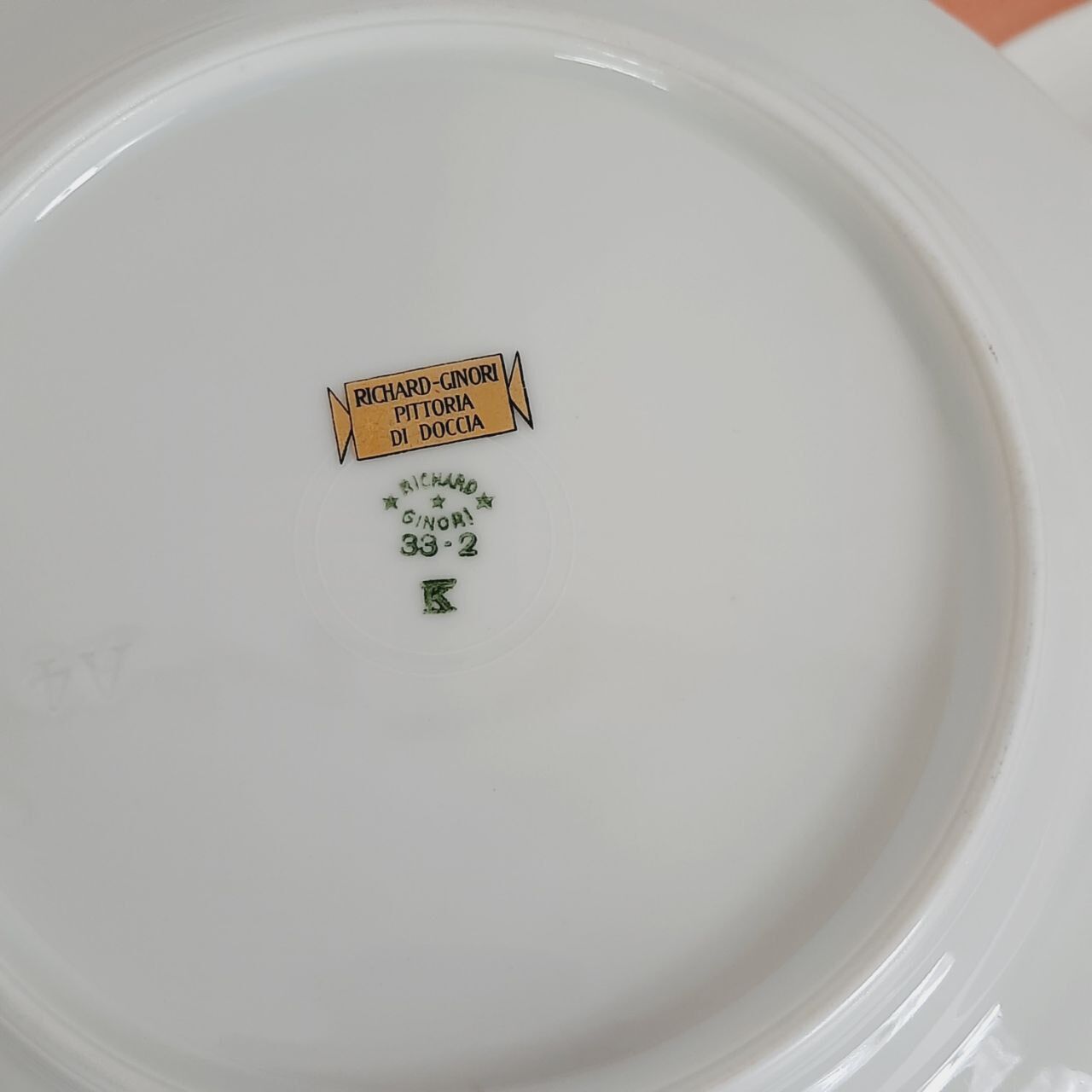 Dinnerware 12 people 30