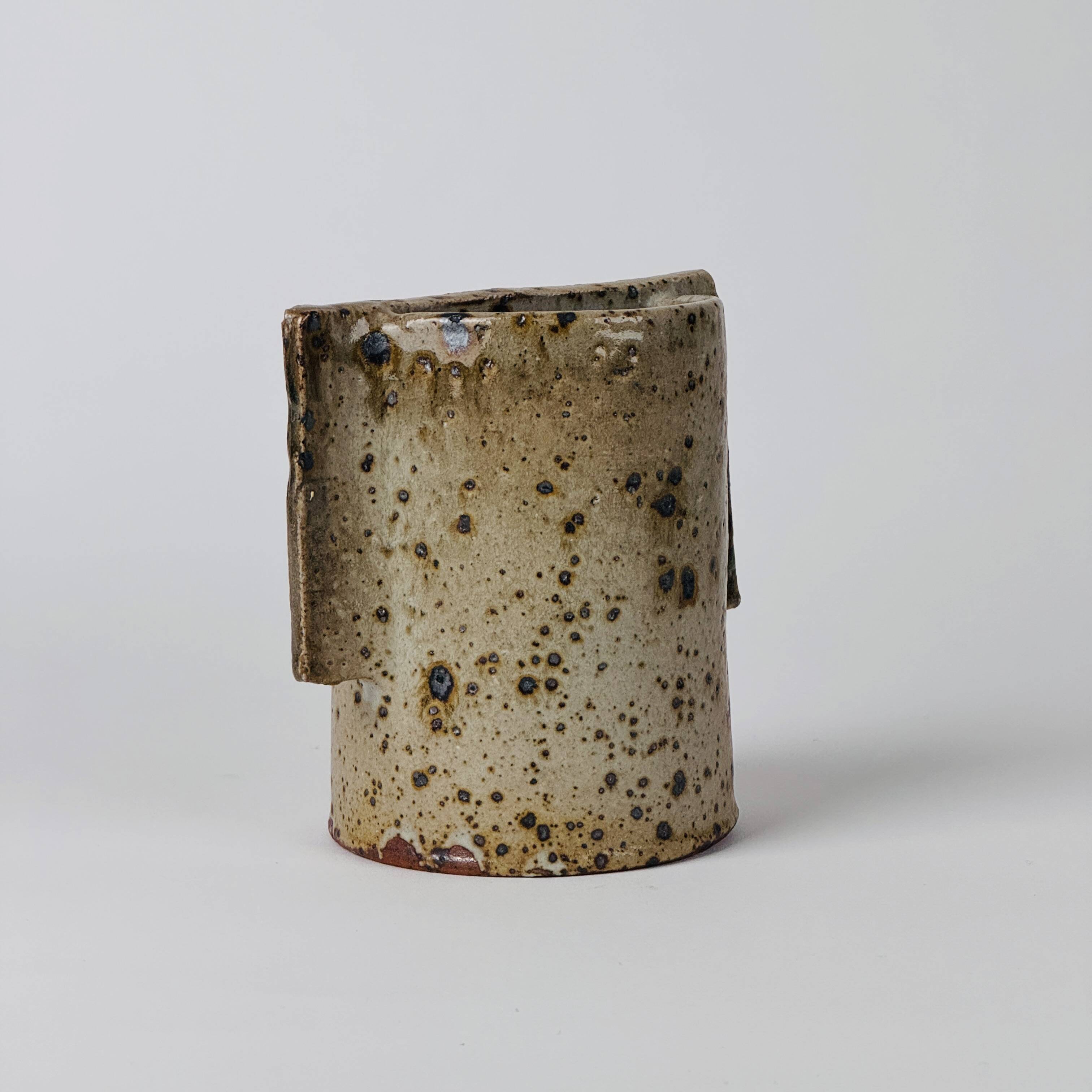 Geometric sandstone vase by Gustave Tiffoche, 1970, Guérande.