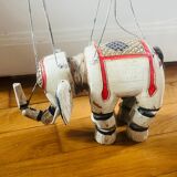 Éléphant bois ancien marionnette
