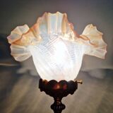 Table lamp in gilded bronze with opalescent glass shade, early 20th century.
