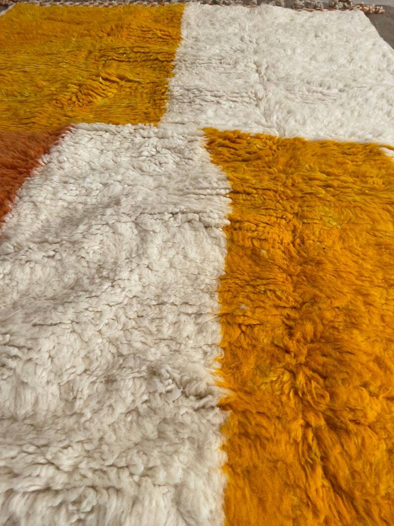 Orange Beni Ouarain rug decorated in natural wool, size 240cm×150cm