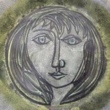 Decorative dish with a woman's face signed Le Tignard – Accolay, France 1970