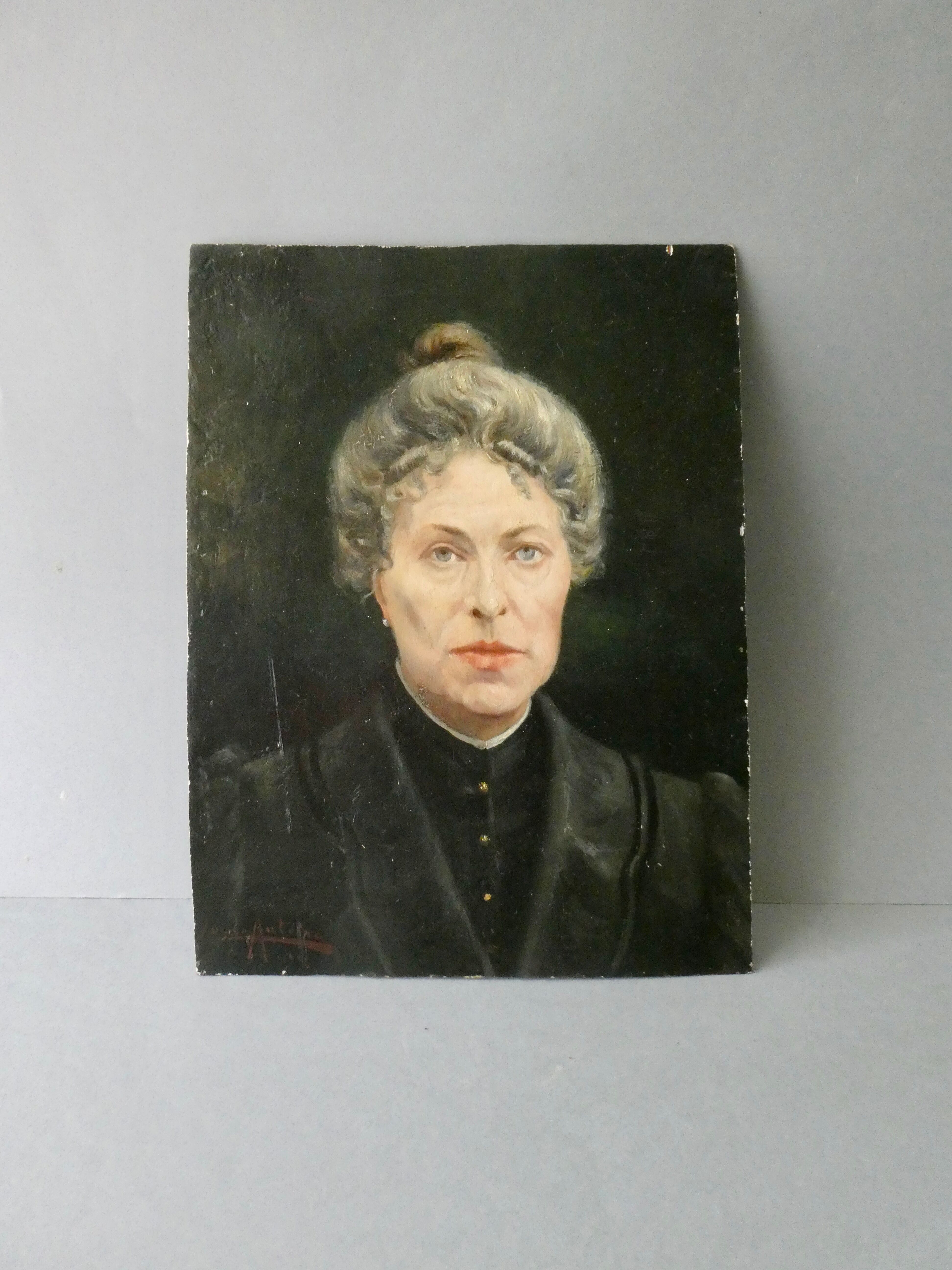 Oil on panel, portrait of a woman, nineteenth