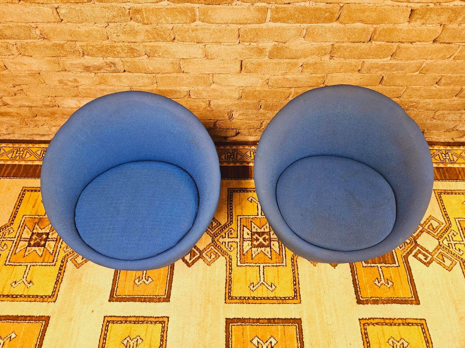 Pair of vintage 70s armchairs