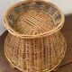Corbeille osier vintage .