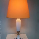 Pied lampe opaline