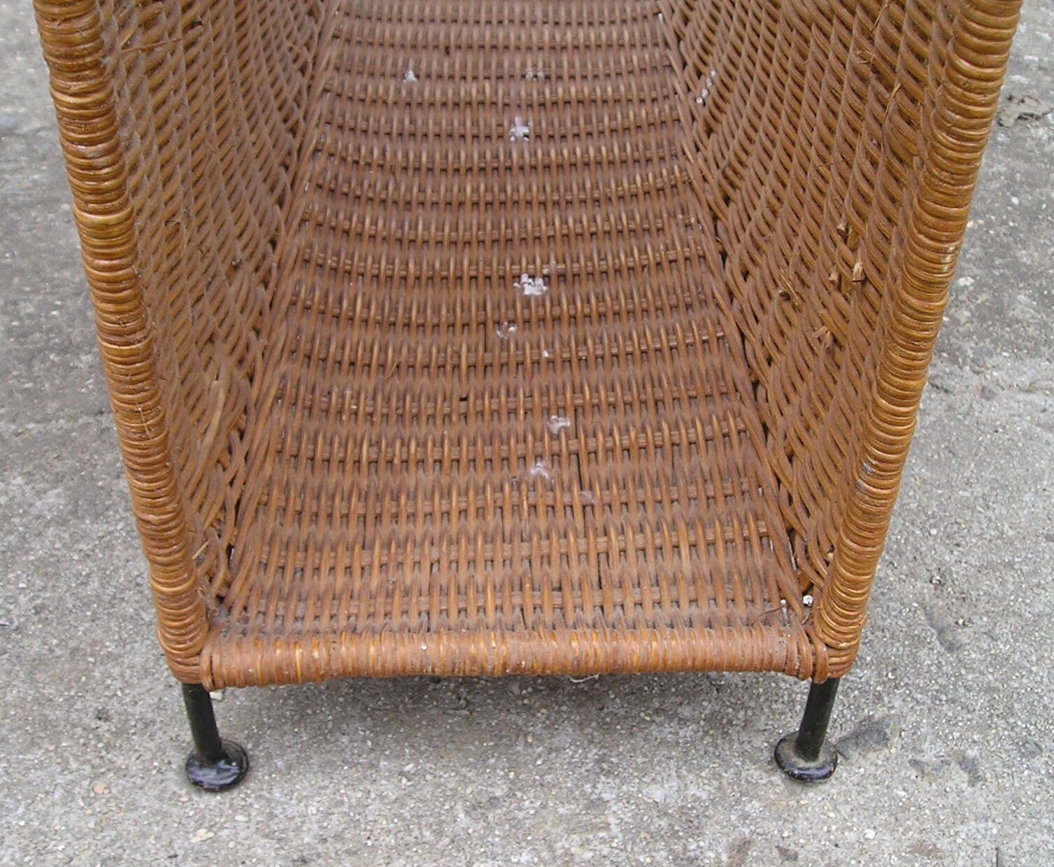 Door magazines in wicker and metal, vintage 60s - 70s