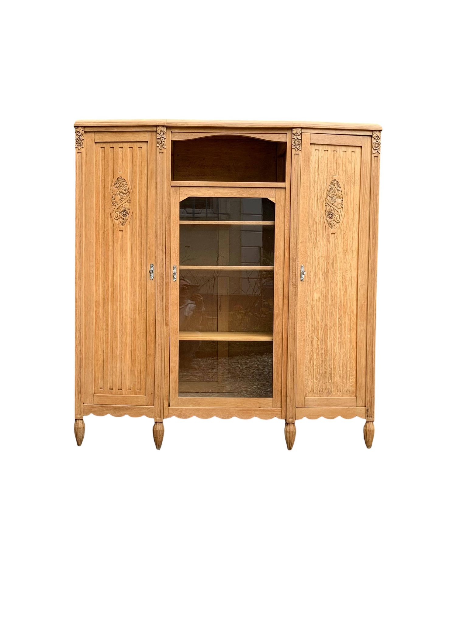 Asymmetrical Art Deco glass-fronted Parisian wardrobe in raw oak, 1930.