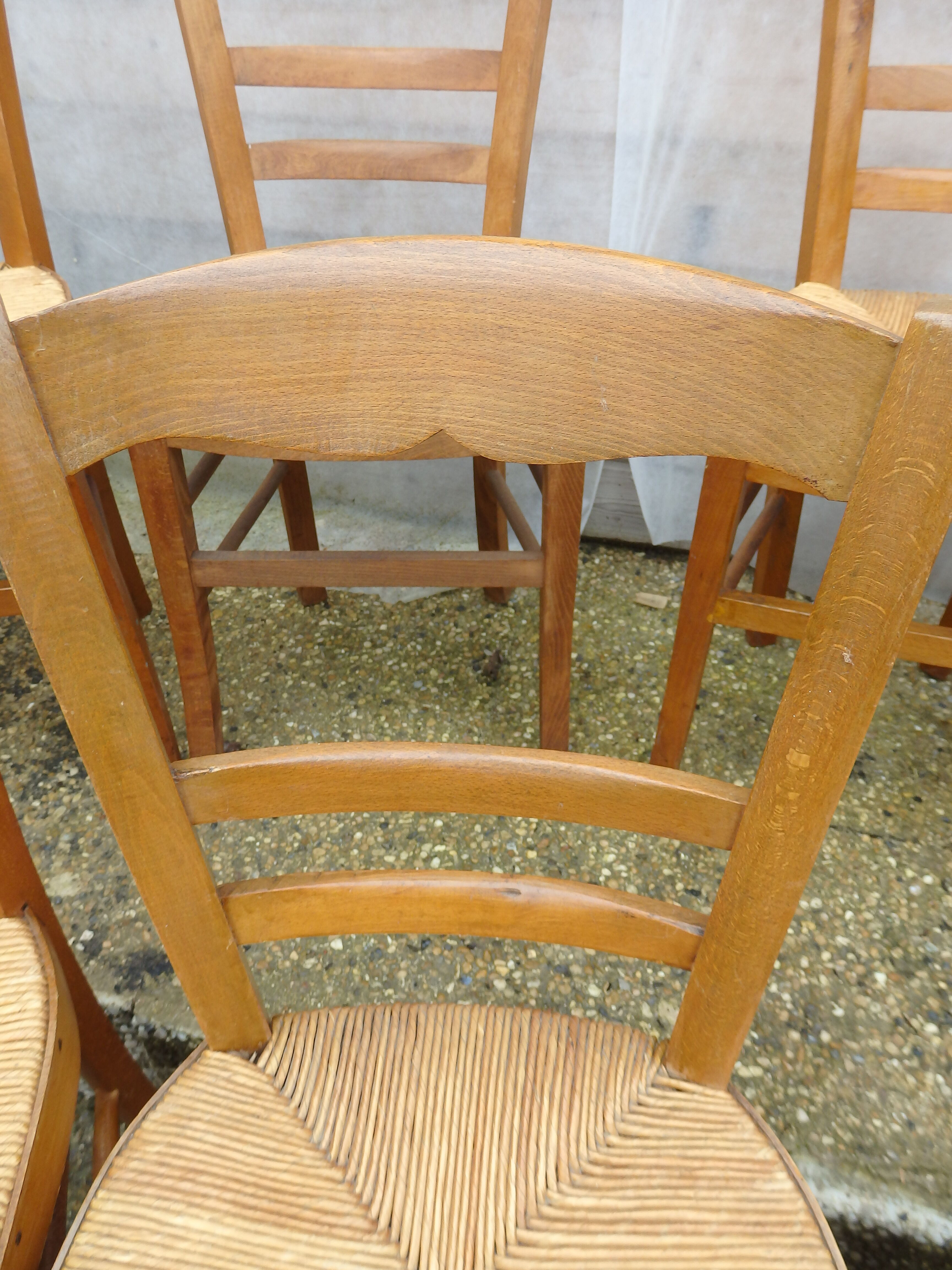 lot 8 old chairs mulched