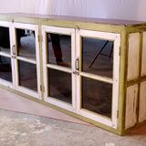 Ancien grand buffet en teck birman belle patine verte-blanche d'origine