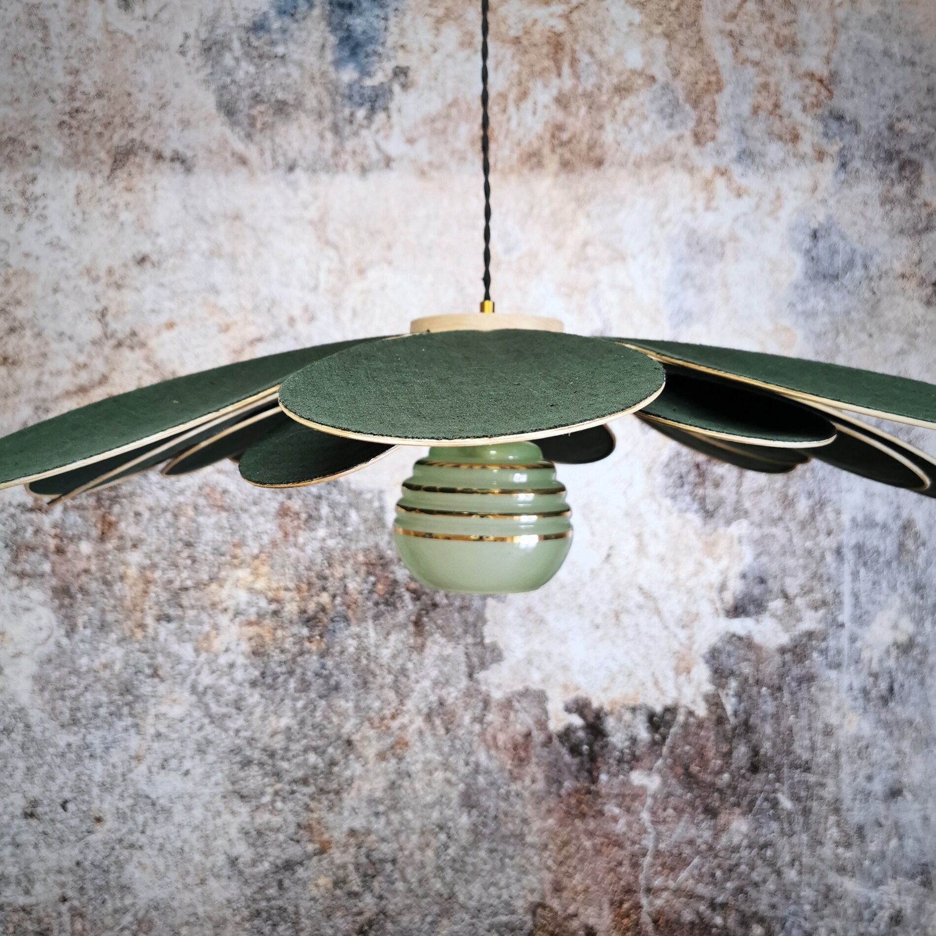 Suspension flower petals linen and rattan, vintage globe