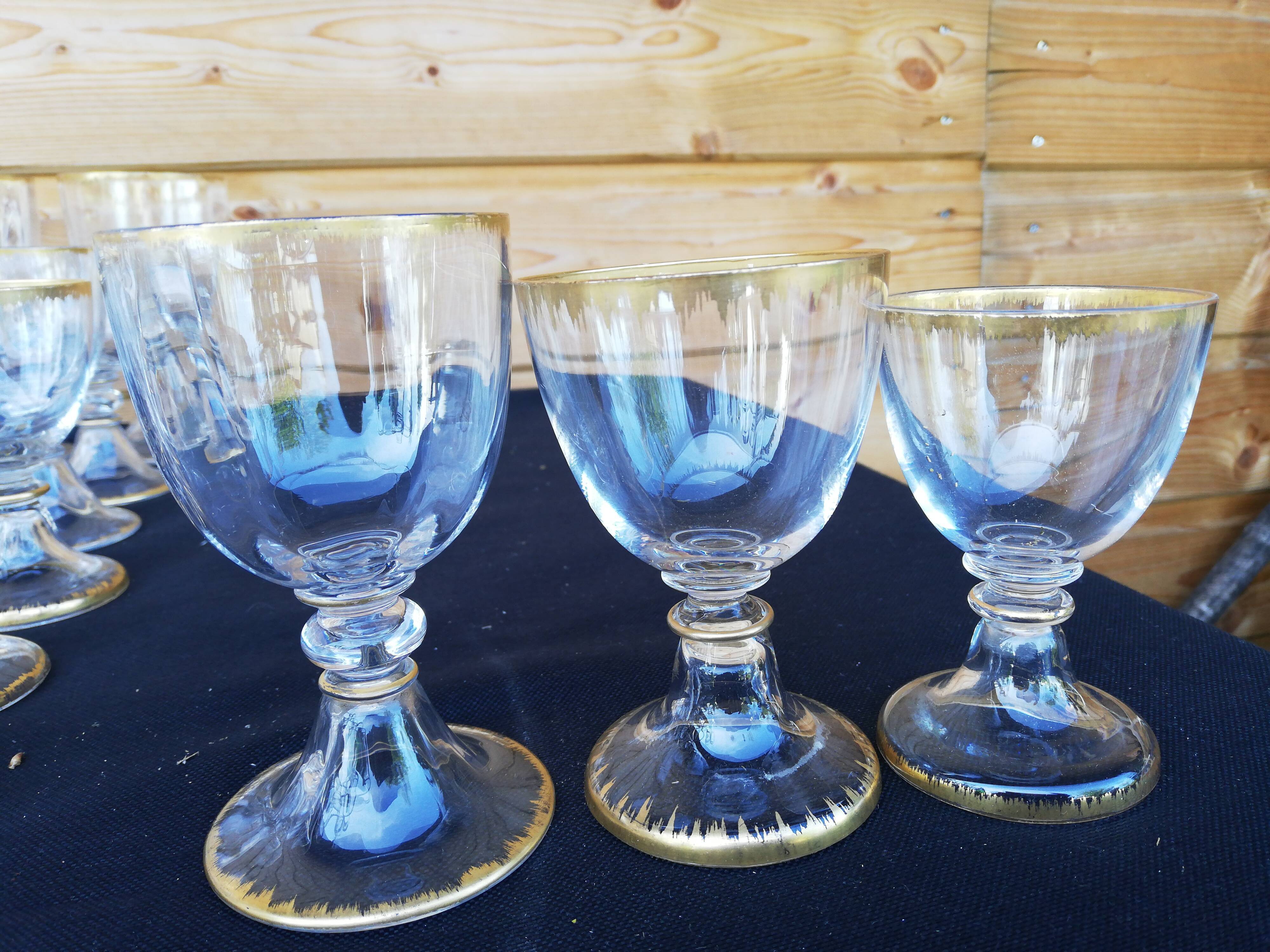 43-piece crystal service