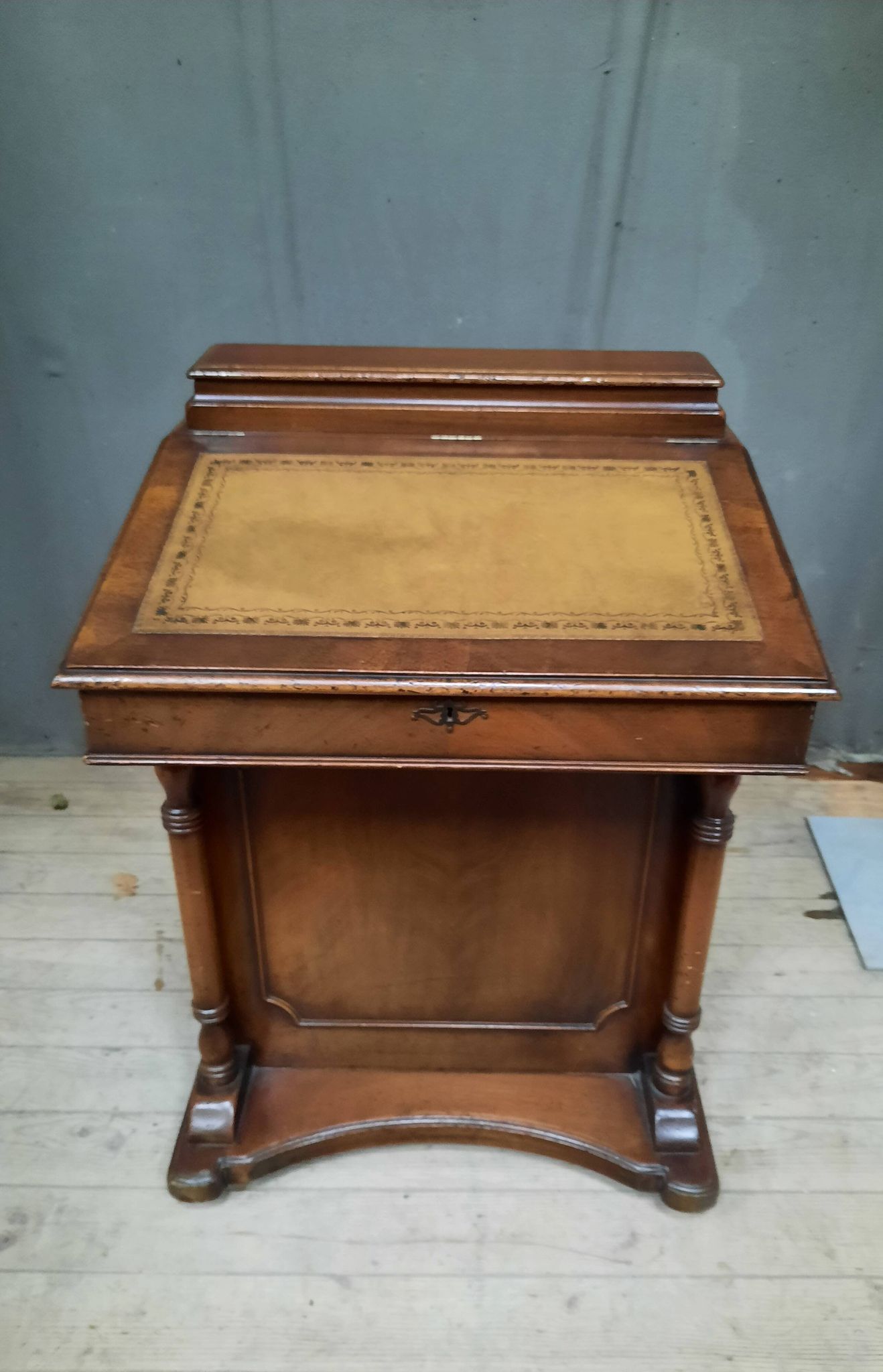 Deavenport Mahogany Desk
