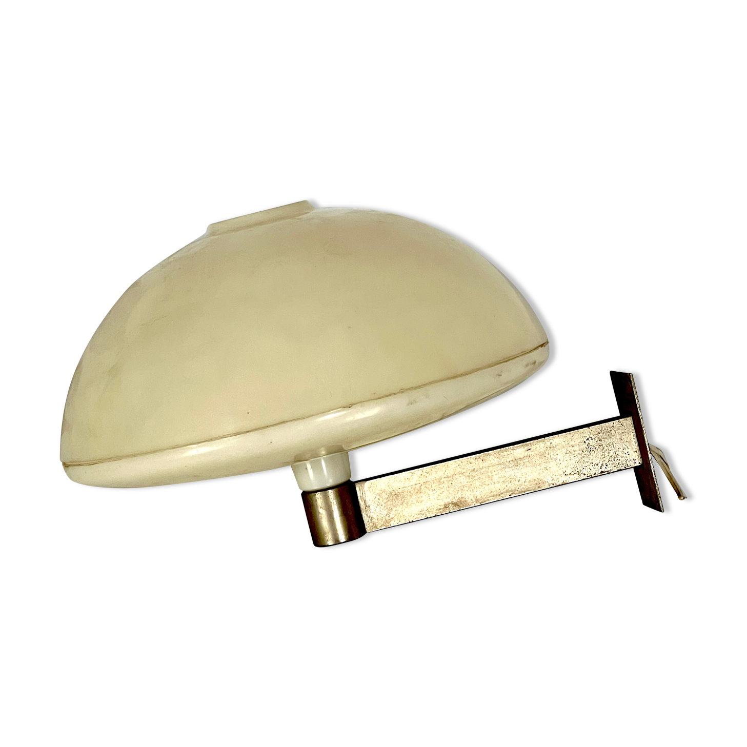 Mid-century modern wall lamp. Italy 1960s