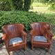 Chaises longues en cuir, design danois. Style urbain moderne.