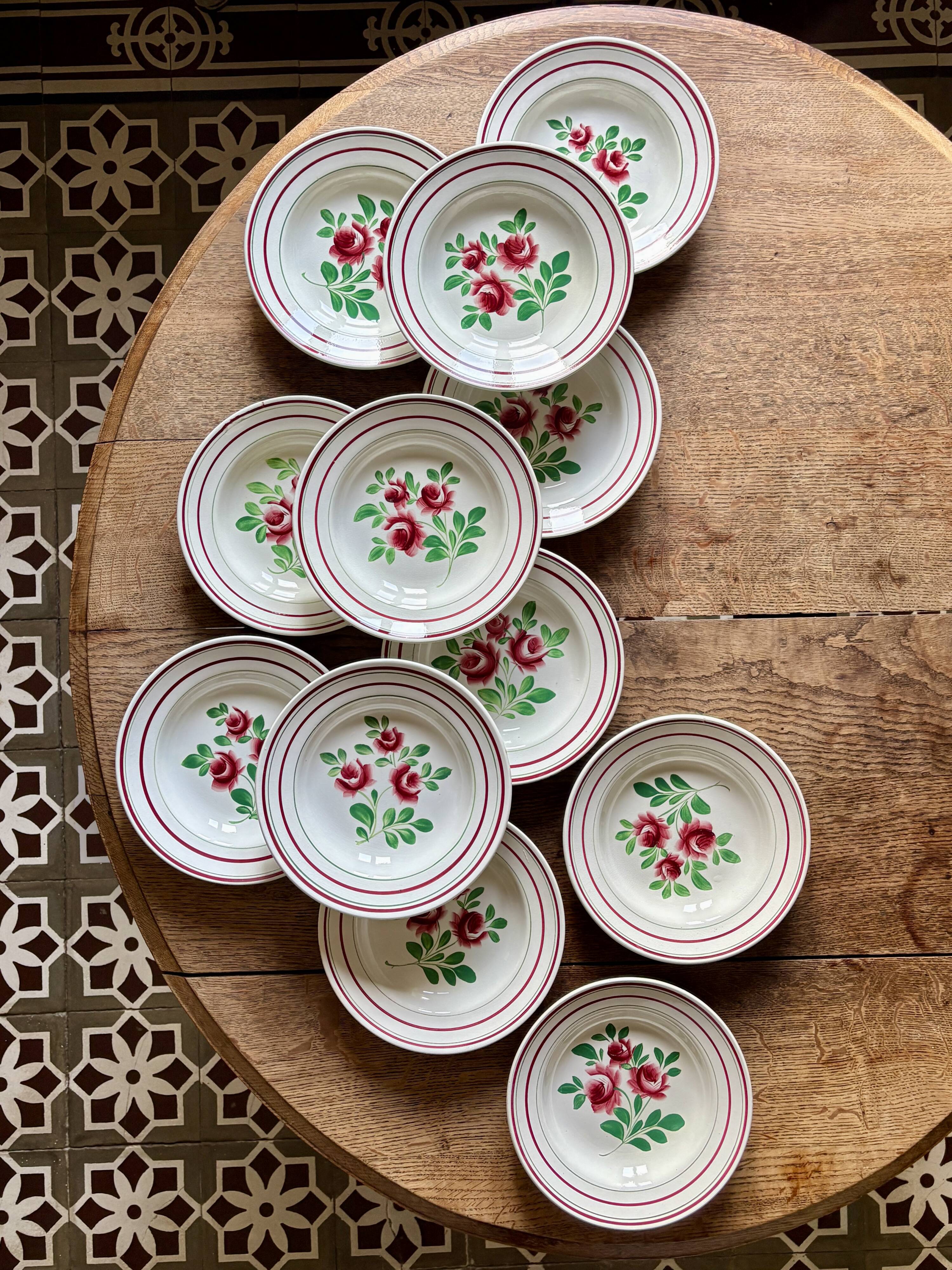 Set of 12 vintage soup plates - Les Roses -