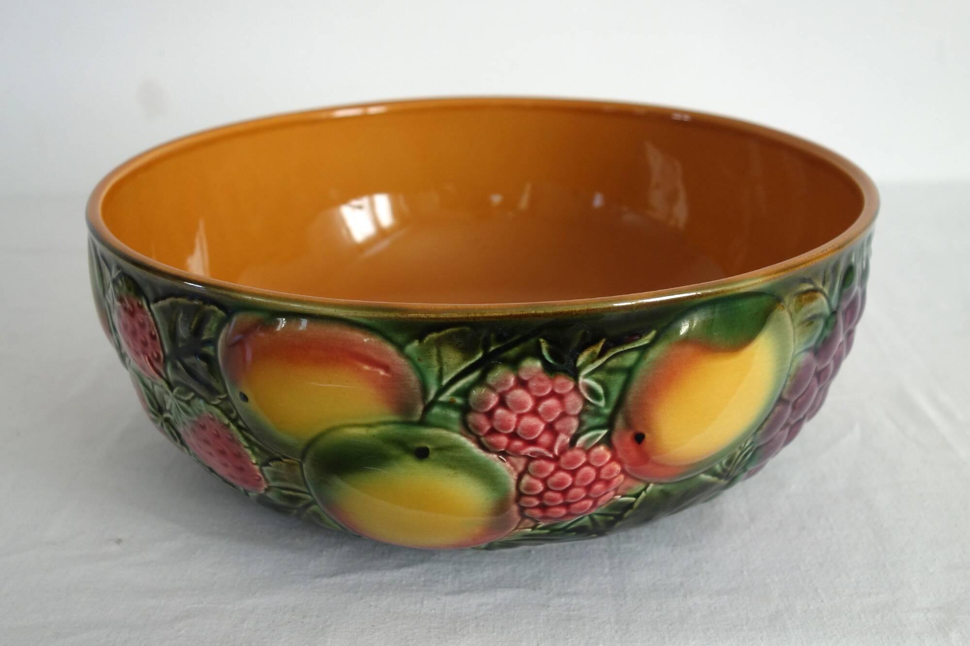 Large Salins fruit slushie salad bowl